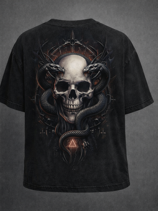 Yılan taş kafa tasarımlı T-shirt