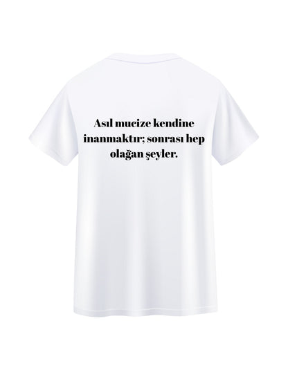 Özgüven T-shirt